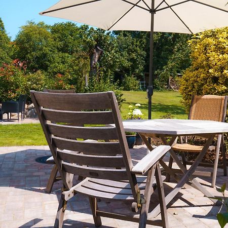 Ferienhaus Seeschwalbe Mit Grossem Garten Eckernförde Esterno foto
